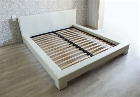 metal or wood box spring better|slats instead of box spring.